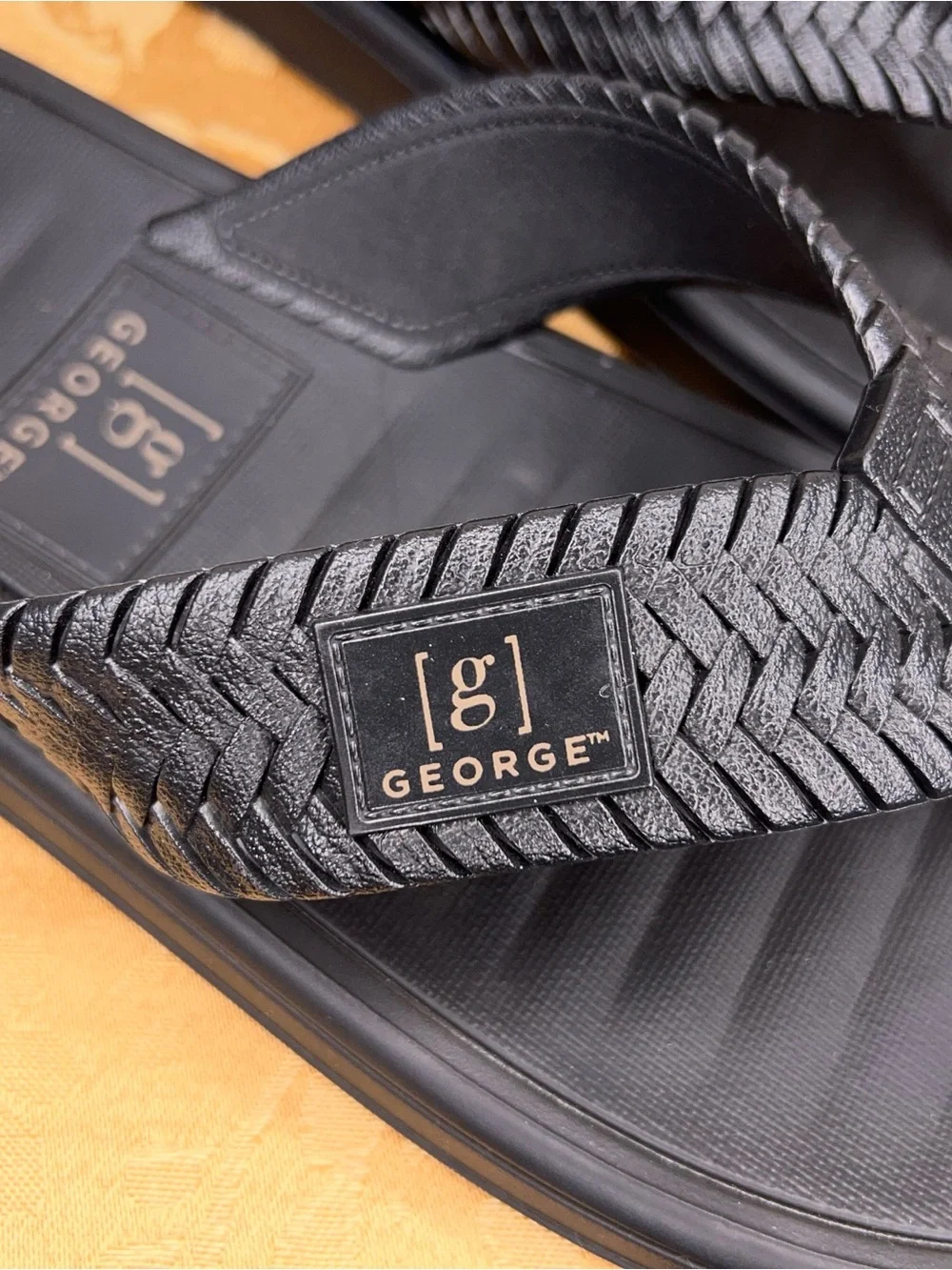 Nwot Mens Size 8 George Black Sandals Flip Flops Synthetic PVC Outdoor Beach